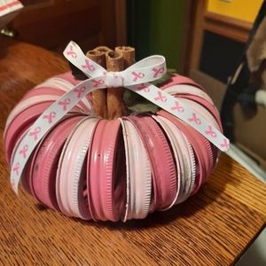 Jar lid October pink pumpkin